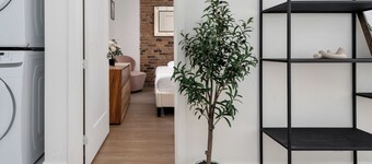 Travelerâs Haven - Chic 1BR in Mile End/Plateau