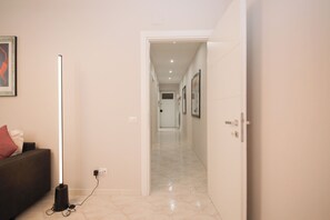 Interior - Rome Flat 42 by Ghor (Rome)