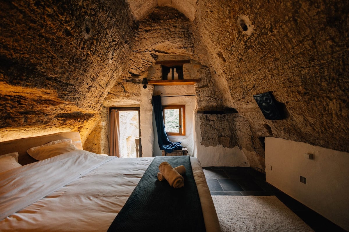 Camera Comfort, vista cortile | Tende oscuranti, Wi-Fi gratuito