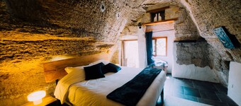 Les Voûtes Oubliées