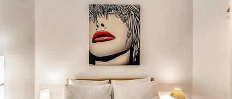 1 slaapkamer, een strijkplank/strijkijzer, gratis wifi, beddengoed