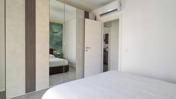 2 Schlafzimmer, BĂŒgeleisen/BĂŒgelbrett, kostenloses WLAN, BettwĂ€sche