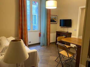 1 makuuhuone, ilmainen Wi-Fi, vuodevaatteet