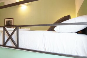 Iron/ironing board, free WiFi, bed sheets