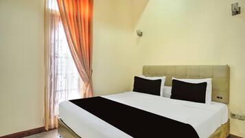 Quarto casal luxo | Wi-Fi de cortesia, roupa de cama