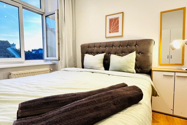 1 bedroom, iron/ironing board, bed sheets