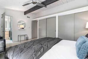 3 chambres, fer et planche à repasser, Wi-Fi gratuit, draps fournis