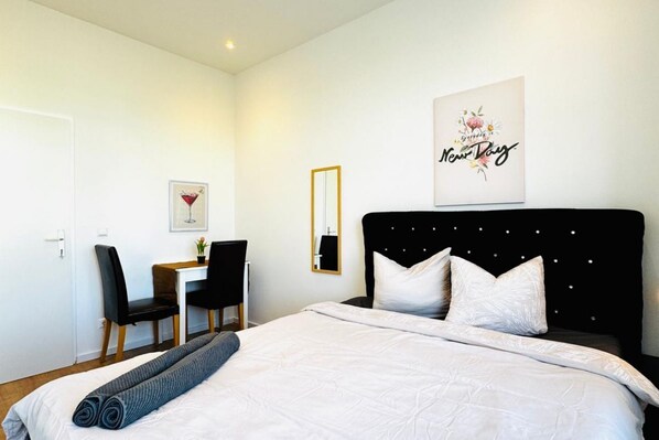 1 bedroom, iron/ironing board, bed sheets