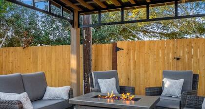 Pet Friendly, Centrally Located w/ Shared Gym