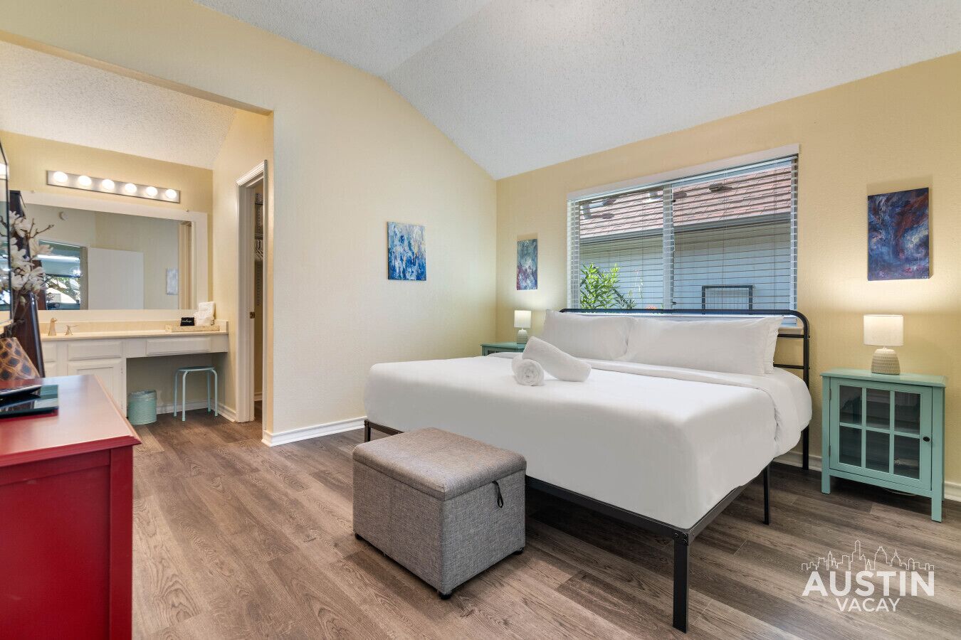 2 bedrooms, desk, iron/ironing board, free WiFi