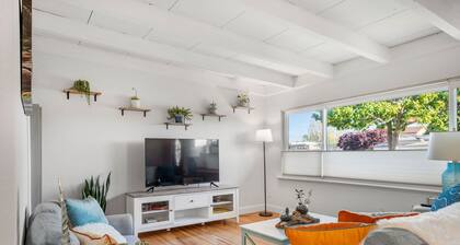 Updated 3 Bd Home, Pet Friendly, Backyard Oasis