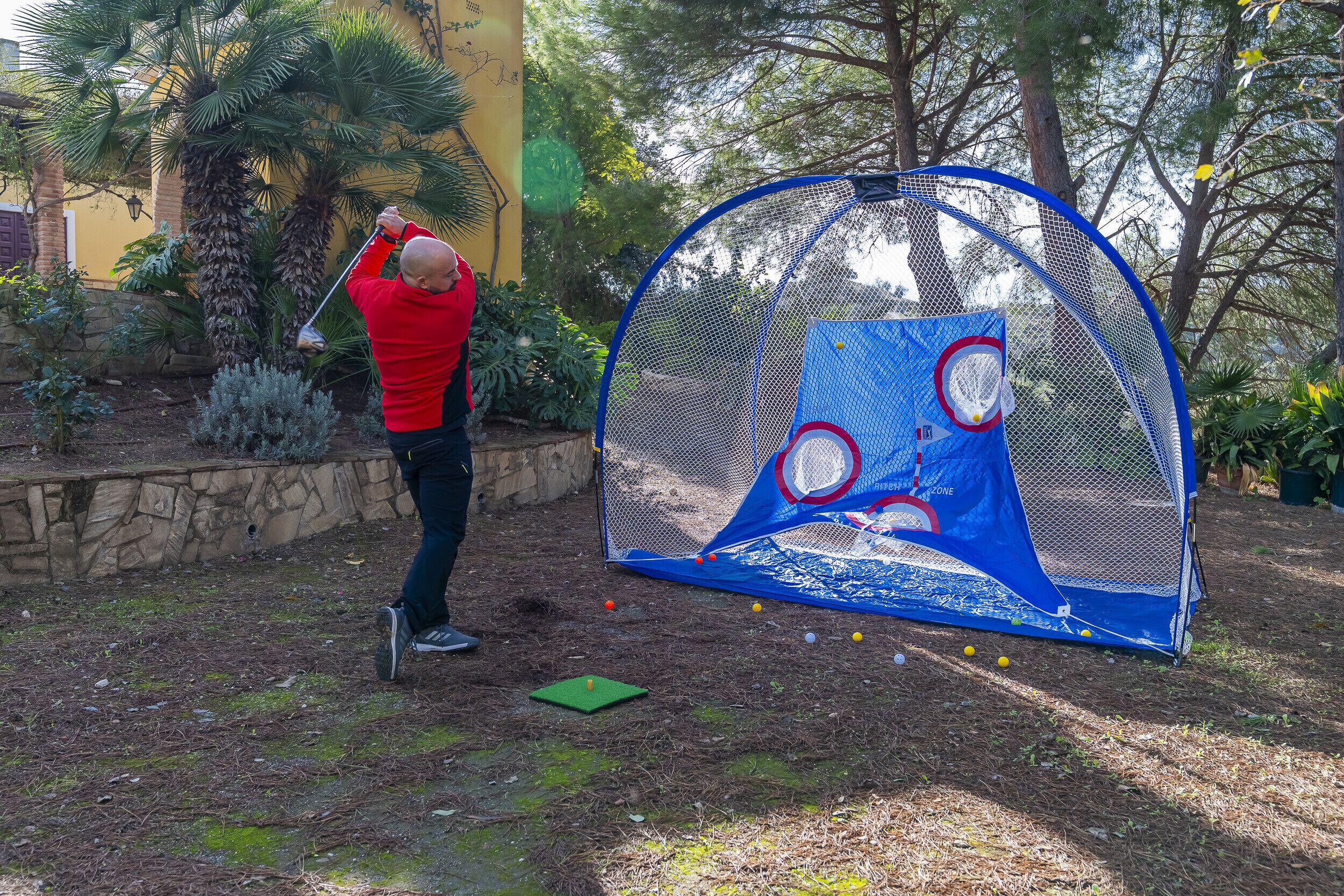 المنطقة المحيطة بالمنشأة