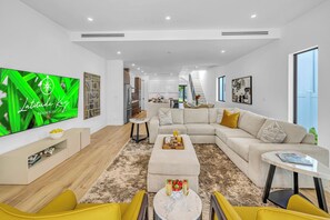 Smart TV, ping pong, books, offices