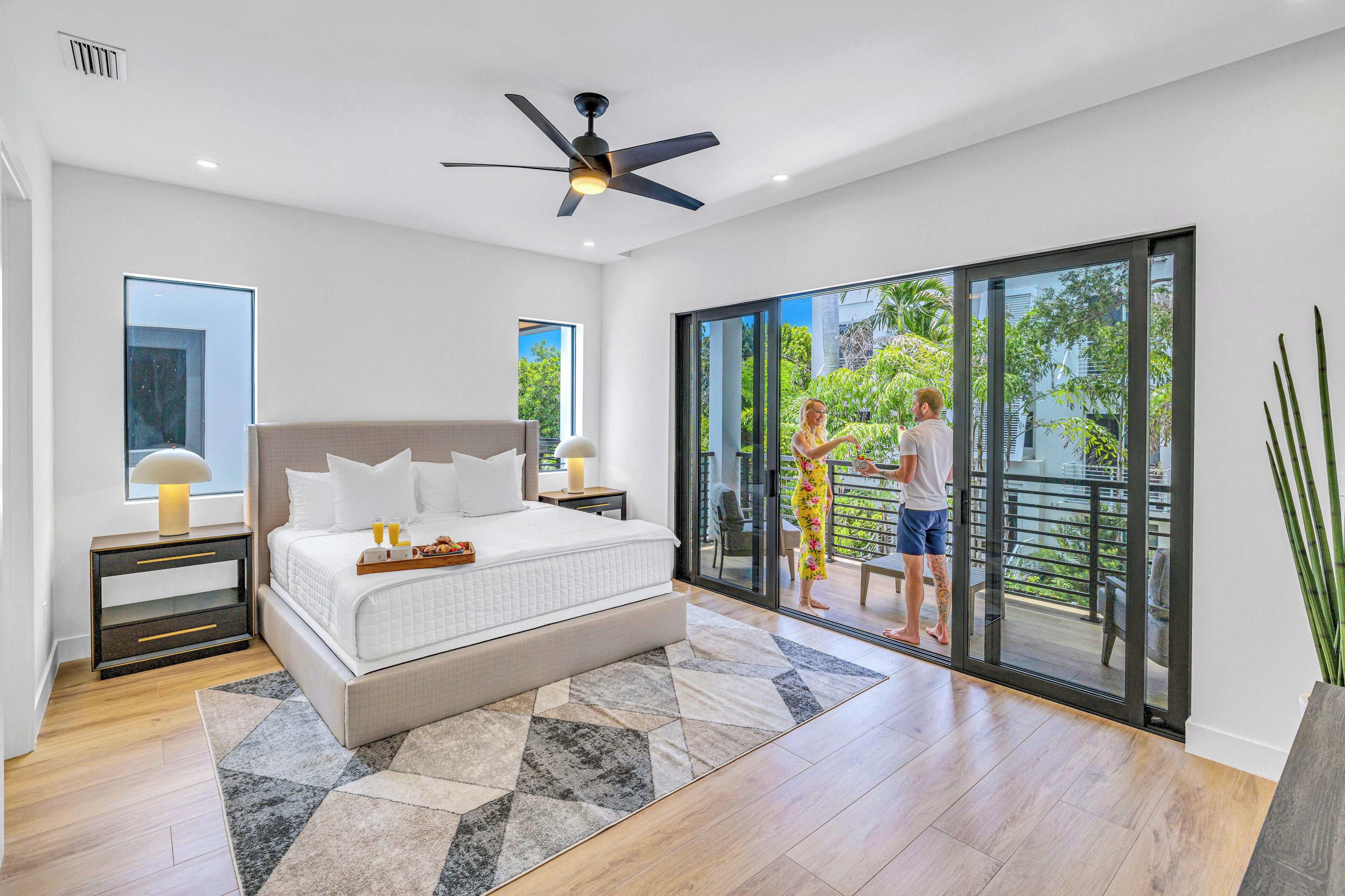 4 Schlafzimmer, Schreibtisch, Bügeleisen/Bügelbrett, kostenloses WLAN