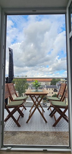 Stilvolles Dachgeschoß in der Spitzenstadt Plauen für Gruppen geeignet