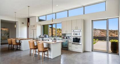 Paradise Canyon-Heated Pool-Mountain View-Estate 2