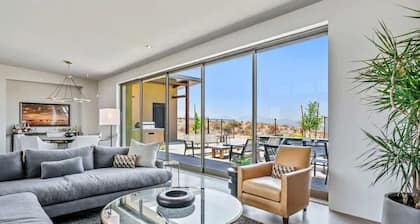 Paradise Canyon-Heated Pool-Mountain View-Estate 2