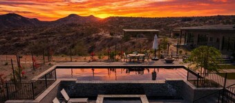 Paradise Canyon-Infinity Pool-Mnt Views-Estate 3
