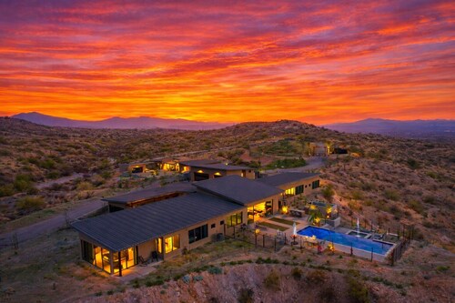 Paradise Canyon-Infinity Pool-Mnt Views-Estate 3