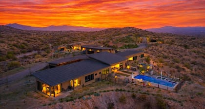 Paradise Canyon-Infinity Pool-Mnt Views-Estate 3