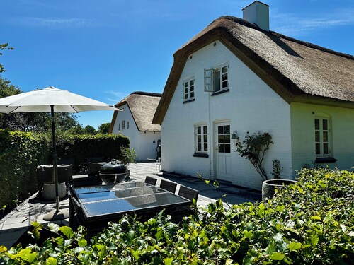 Thatched country escape close to Aarhus