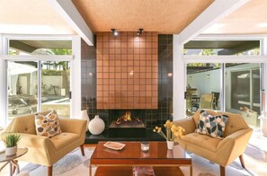 TV, fireplace, offices