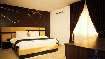 Standard Room | Desk, laptop workspace, free WiFi