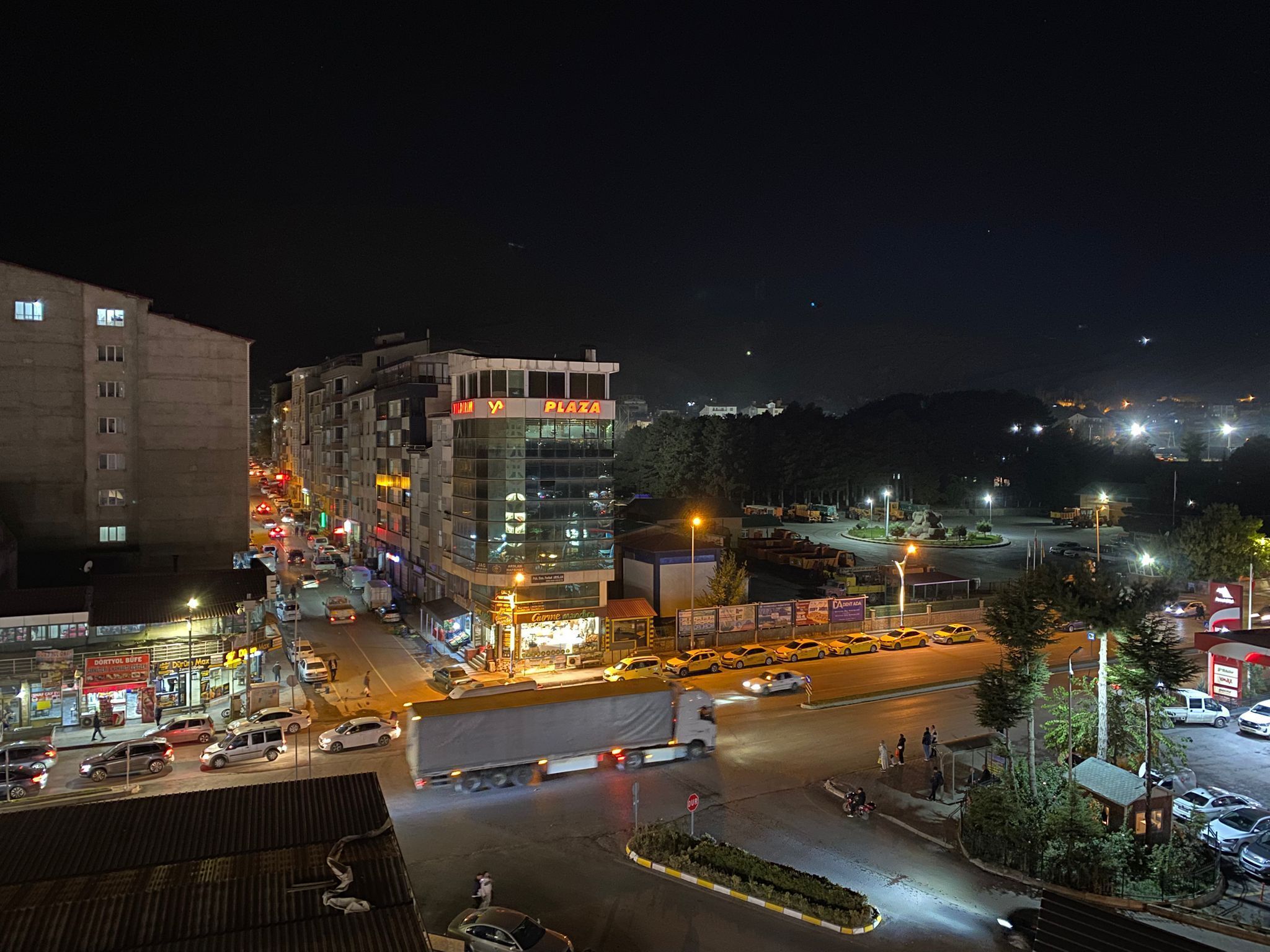 小型套房, 阳台, 山景 | 客房景观