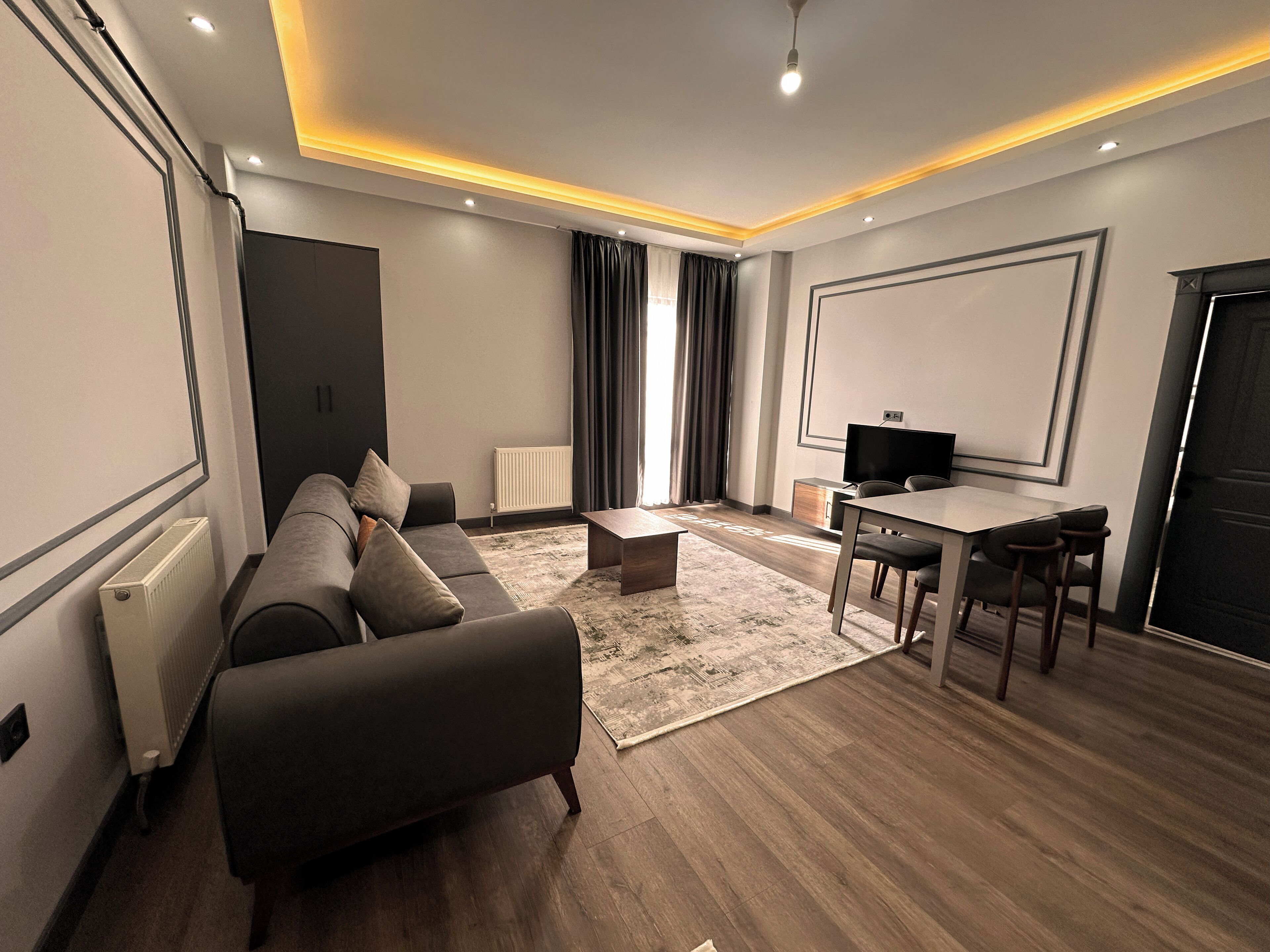 Junior Suite, Balcony, Mountain View | Egyptian cotton sheets, premium bedding, blackout drapes, soundproofing