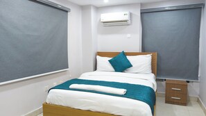 1 bedroom, WiFi, bed sheets