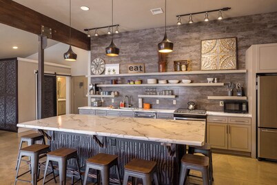 New Listing! Walk to Downtown Moab | Hot Tub | Ideal for Groups