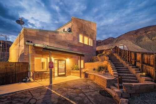 New Listing! Walk to Downtown Moab | Hot Tub | Ideal for Groups