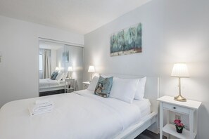 1 bedroom, iron/ironing board, travel cot, free WiFi