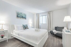 1 chambre, fer et planche à repasser, lit parapluie, Wi-Fi gratuit