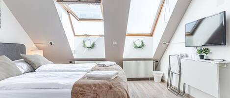 1 bedroom, WiFi, bed sheets