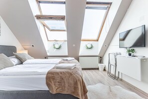 1 bedroom, WiFi, bed sheets