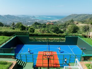 Sport court