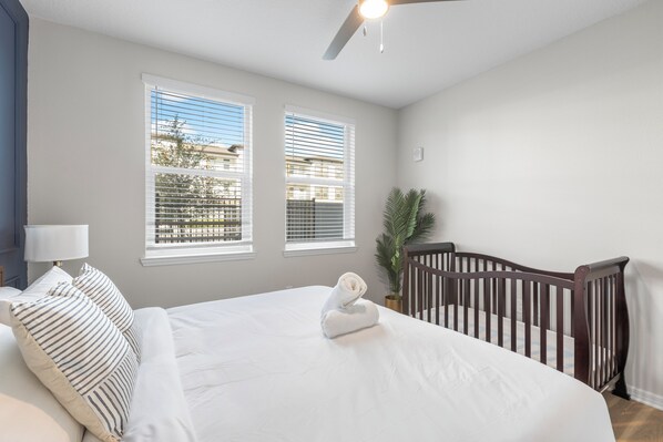 1 bedroom, iron/ironing board, internet, bed sheets