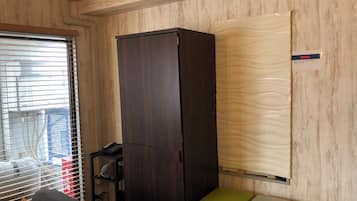 Family Apartment, Non Smoking, Kitchen | Premium bedding, desk, laptop workspace, blackout drapes