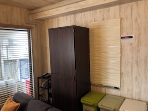 Apartamento família, para não fumantes, cozinha | Roupas de cama premium, escrivaninha, espaço de trabalho para notebook