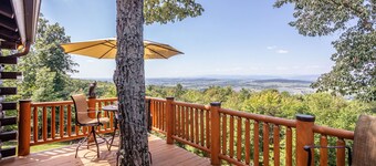 True Cabin Escape-Views-Fireplace-Games