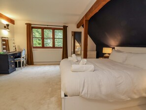 Cottage | 5 bedrooms, individually decorated, individually furnished, free WiFi