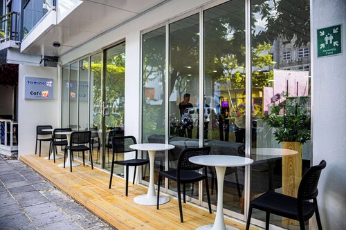 Terminal 27