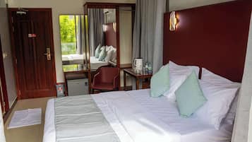 Habitación Deluxe doble | Escritorio y wifi gratis