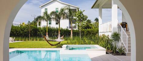 Casa | 6 dormitorios y Internet