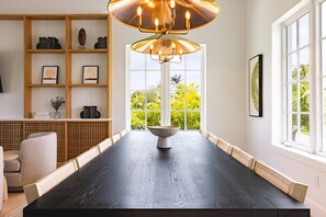 House | 6 bedrooms, Internet