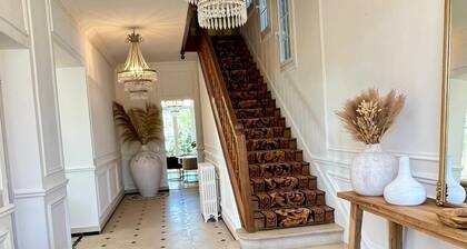 Hôtel particulier in the heart of the vineyards - 5 minutes from Reims