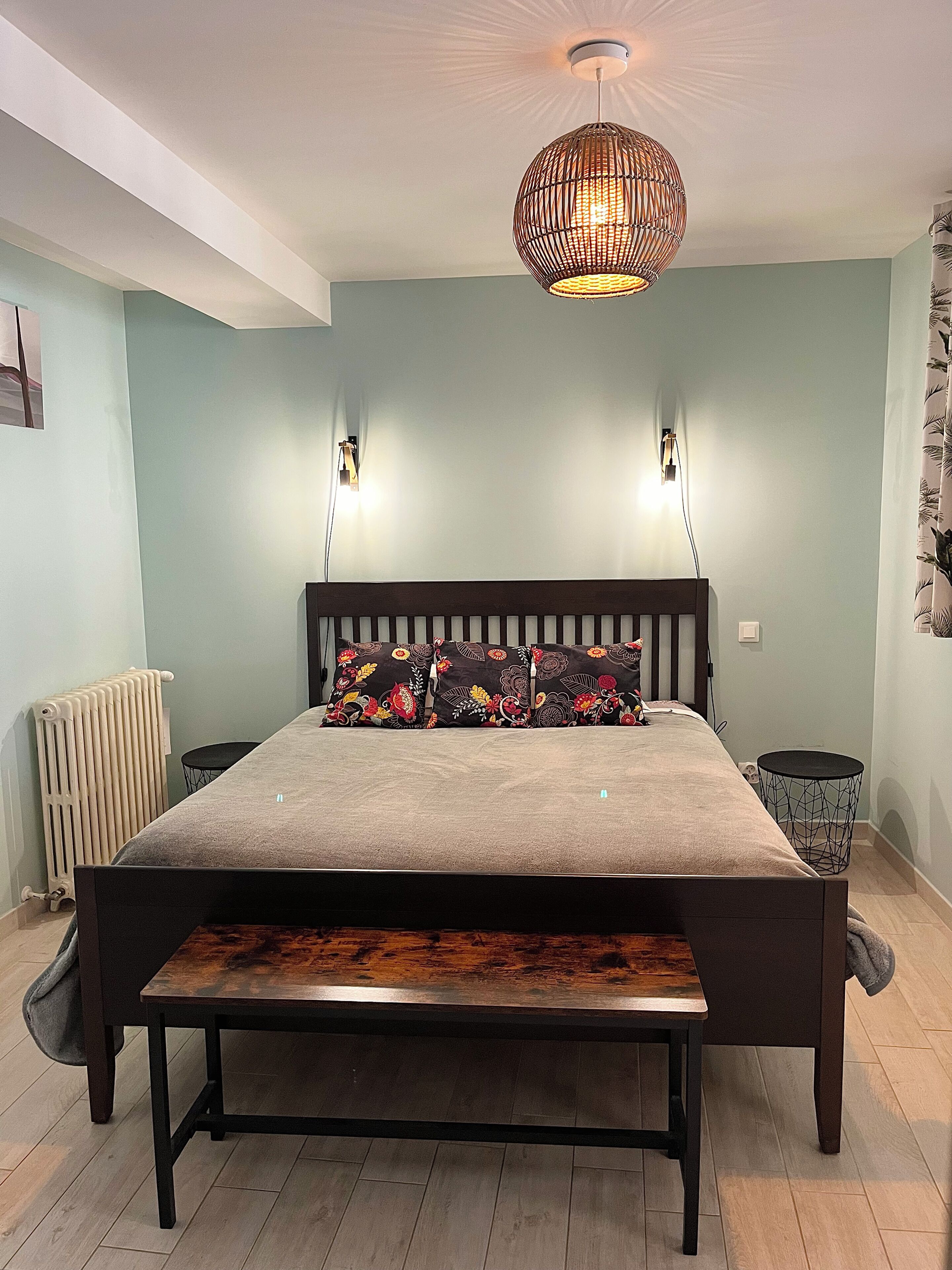 1 bedroom, WiFi, bed sheets