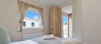 Vacant Nests | Seton sands | St Andrews