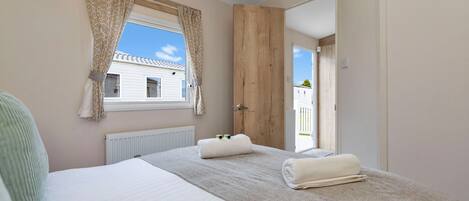 3 chambres, fer et planche à repasser, Wi-Fi gratuit, draps fournis